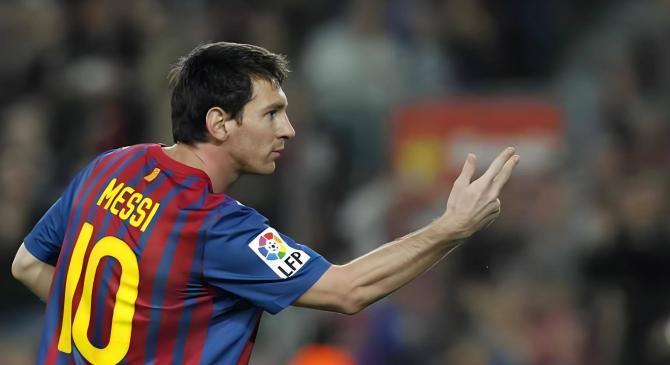 买球安全吗 -对手：梅(méi)西从不丟(diū)球！他(tā)像外星人！