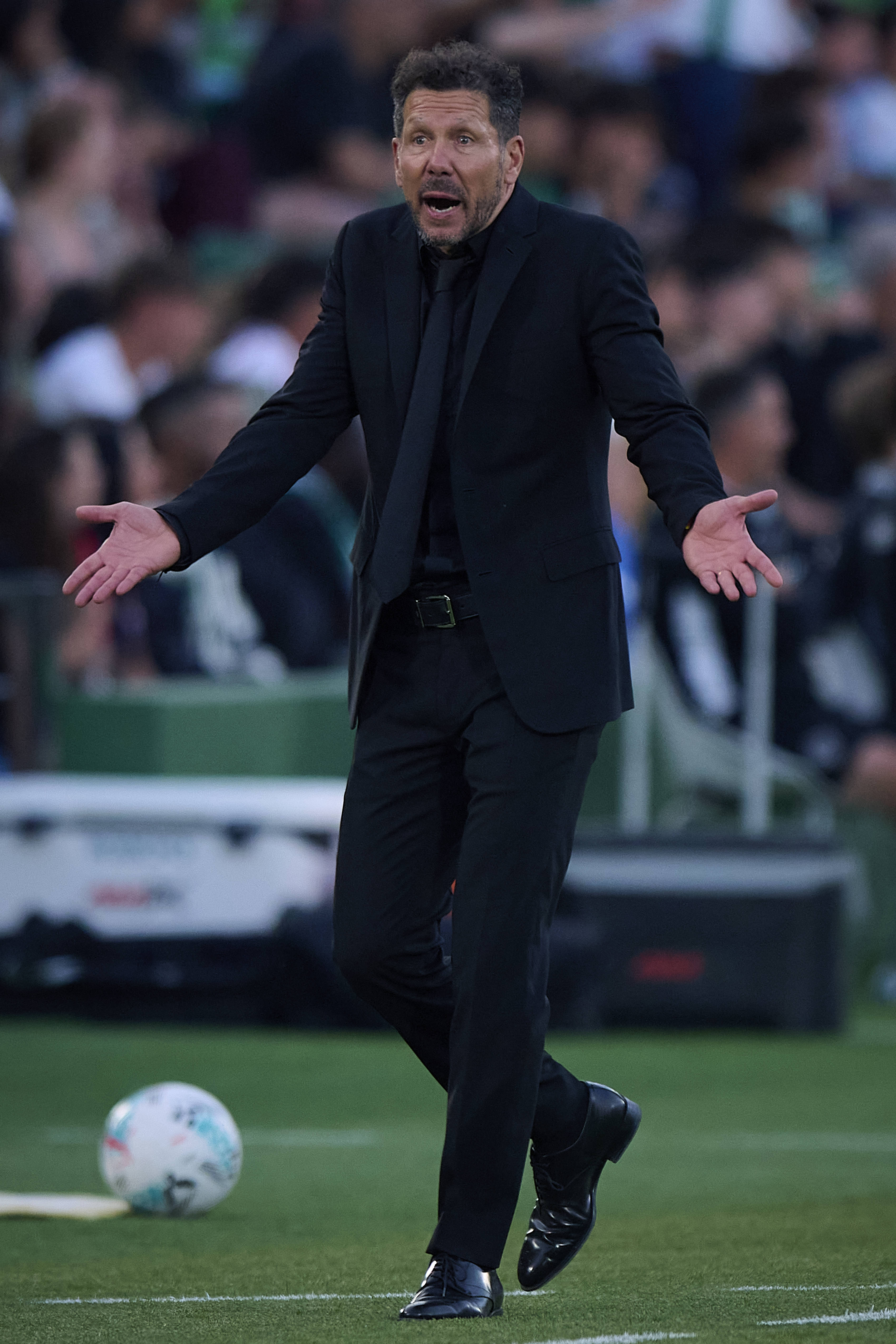 （体育）足球——西甲：埃尔切胜马德里竞技